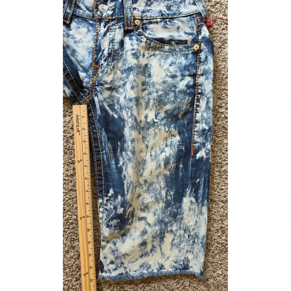 TRUE RELIGION Mens Acid Wash Cut Off Denim Shorts Bleach Splatter Size 31